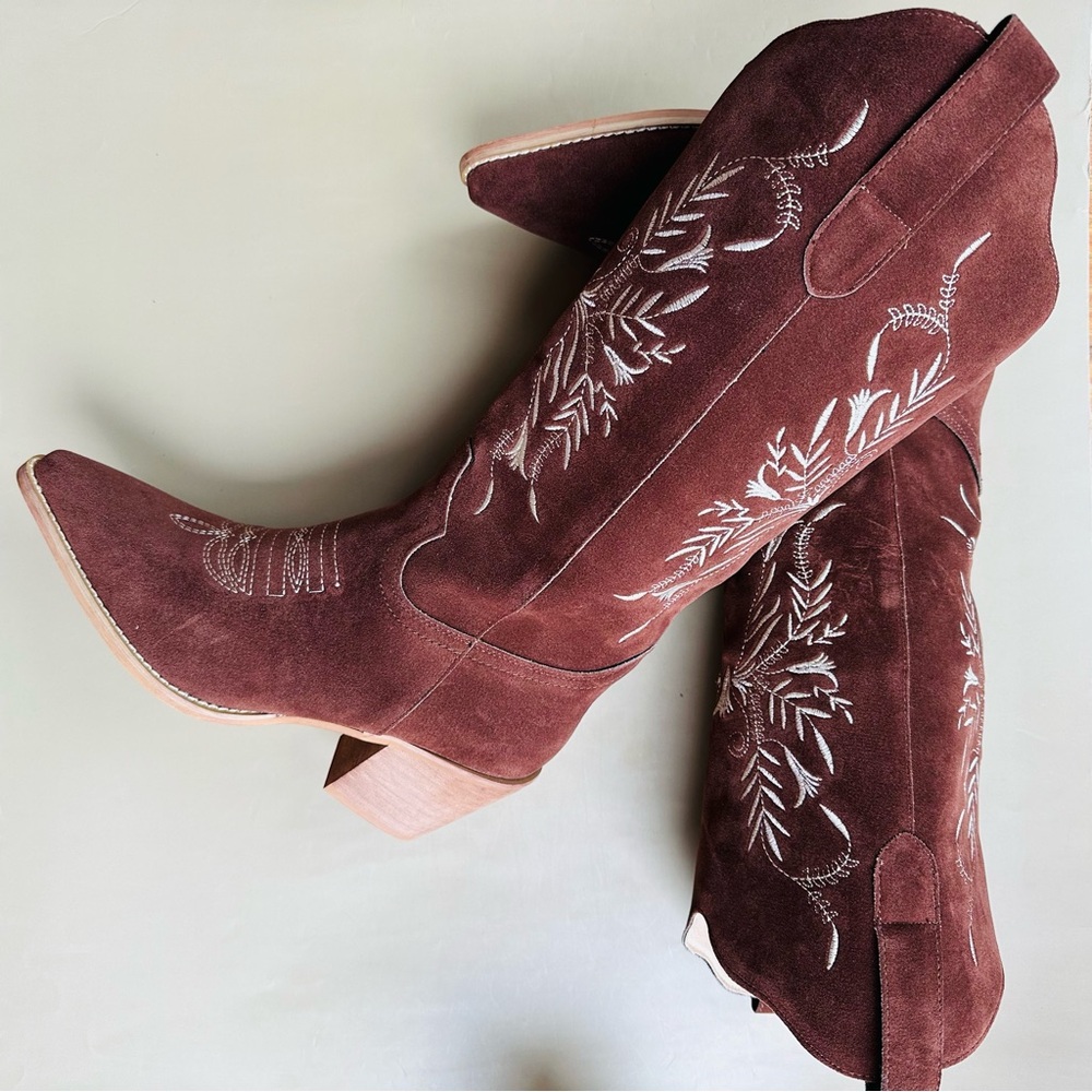 Embroidered Brown Faux Suede Cowgirl Western Boots
